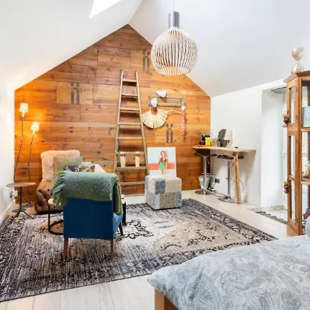 Bed & Breakfast Lachambre2 *